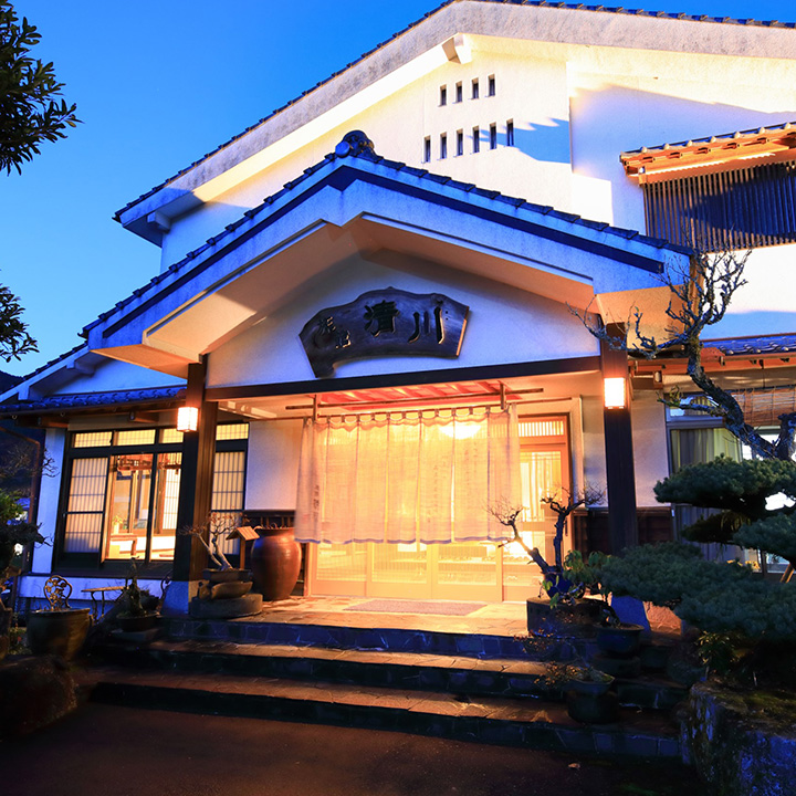古湯・熊の川温泉 清川 ペア宿泊券 地場産品付き