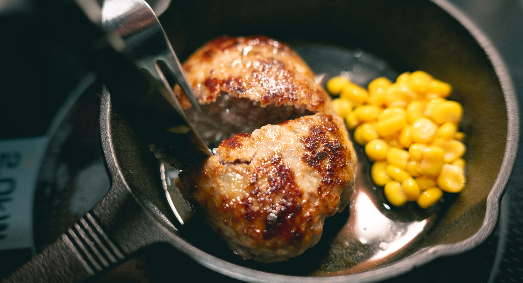ジューシーな肉汁の佐賀牛ハンバーグ③